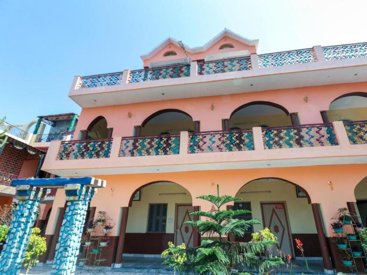 Oyo 73800 Kushal Guest House Divisione di Divisione di Jaipur Esterno foto